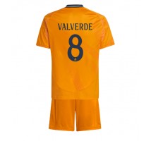 Real Madrid Federico Valverde #8 Koszulka Wyjazdowa dzieci 2024-25 Krótki Rękaw (+ krótkie spodenki)